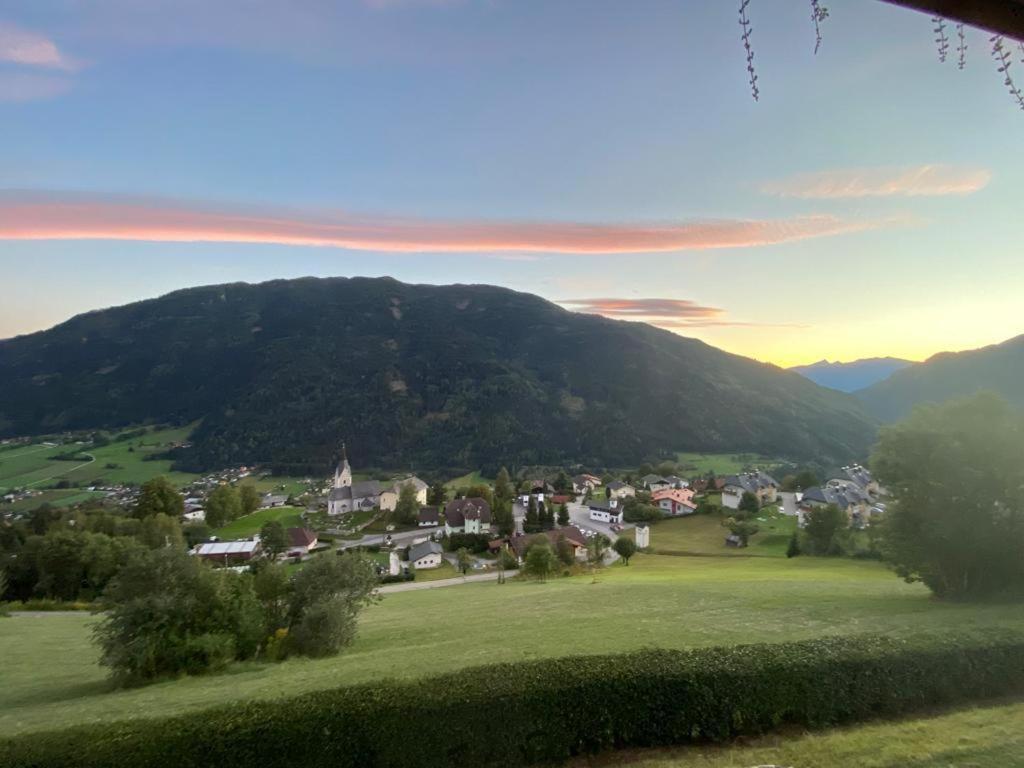 Nocky Mountains Lodge And Apartment Radenthein Exteriör bild