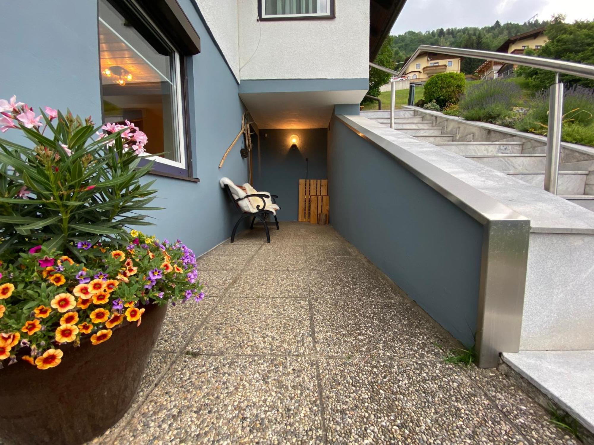 Nocky Mountains Lodge And Apartment Radenthein Exteriör bild